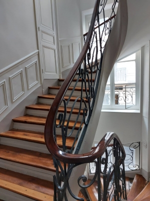 photo escalier .jpg